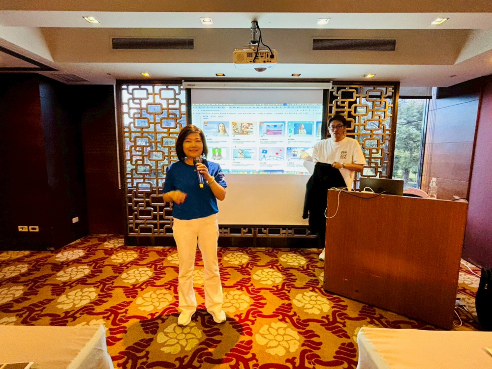 LINE_ALBUM_820商圈課程_250915_90